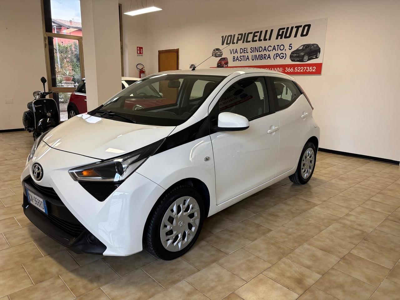 TOYOTA AYGO ANNO 2019 BZ 1.0 ADATTA NEOPATENTATI KM 48 MILA