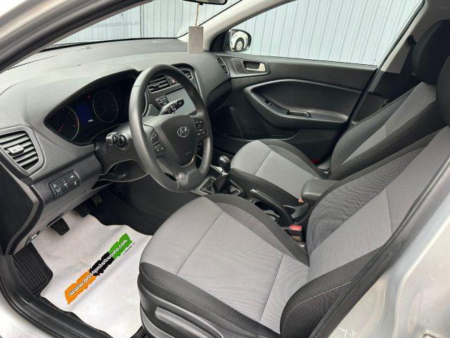 HYUNDAI i20 Pochissimi km! 1.2 5 porte Connectline