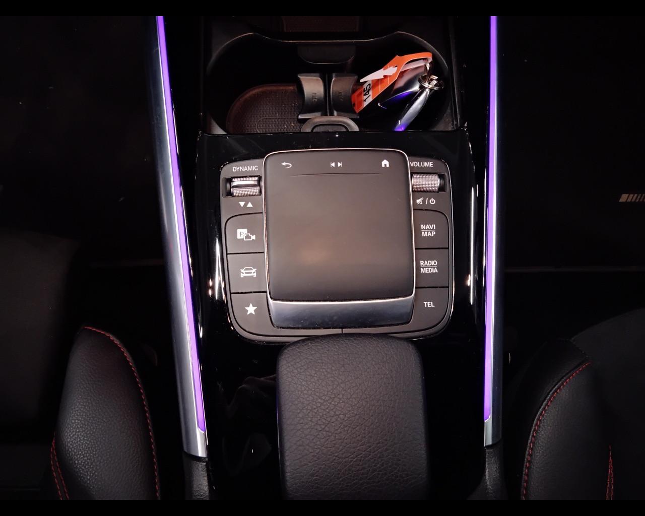 Mercedes-Benz GLA-H247 2020 - GLA 250 e phev (eq-power) Premium auto