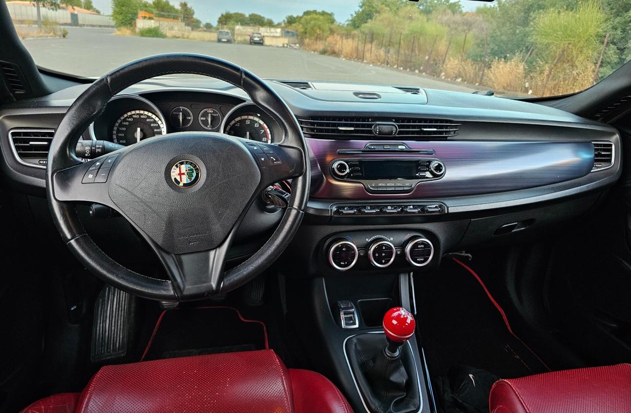 Alfa Romeo Giulietta Exlusive 1.4 Turbo 170cv