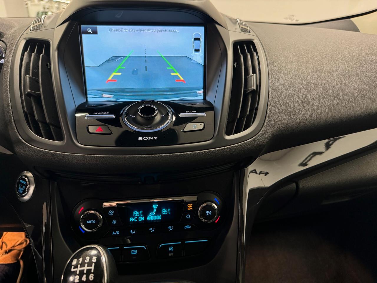 Ford Kuga 2.0 TDCI 150 CV S&S 4WD Titanium 84.000 KM UNIPROP.