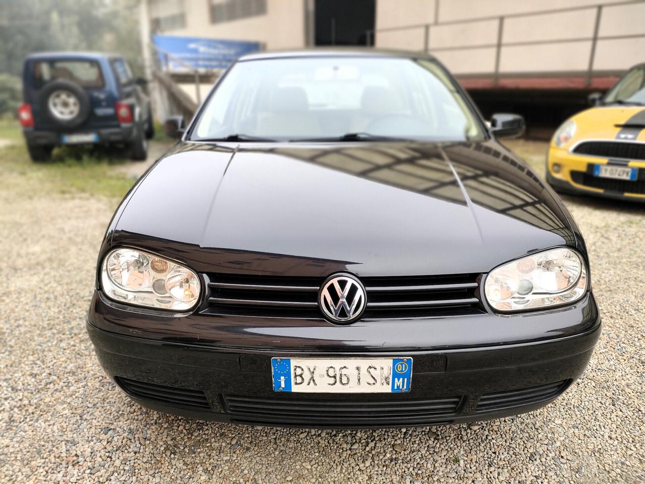 Volkswagen Golf 1.6 5p. aut. ASI e CRS Highline