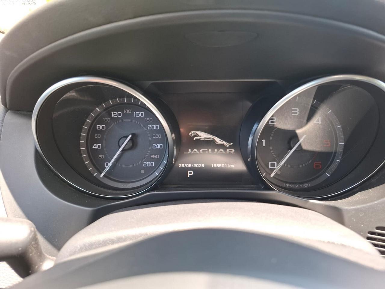 JAGUAR XE 2.0 D TURBO SIISTRATA MARCIANTE