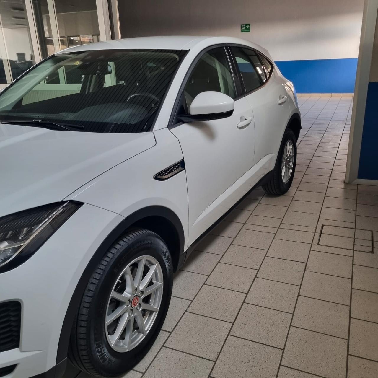 Jaguar E-Pace 2.0D 150 CV R-Dynamic SE