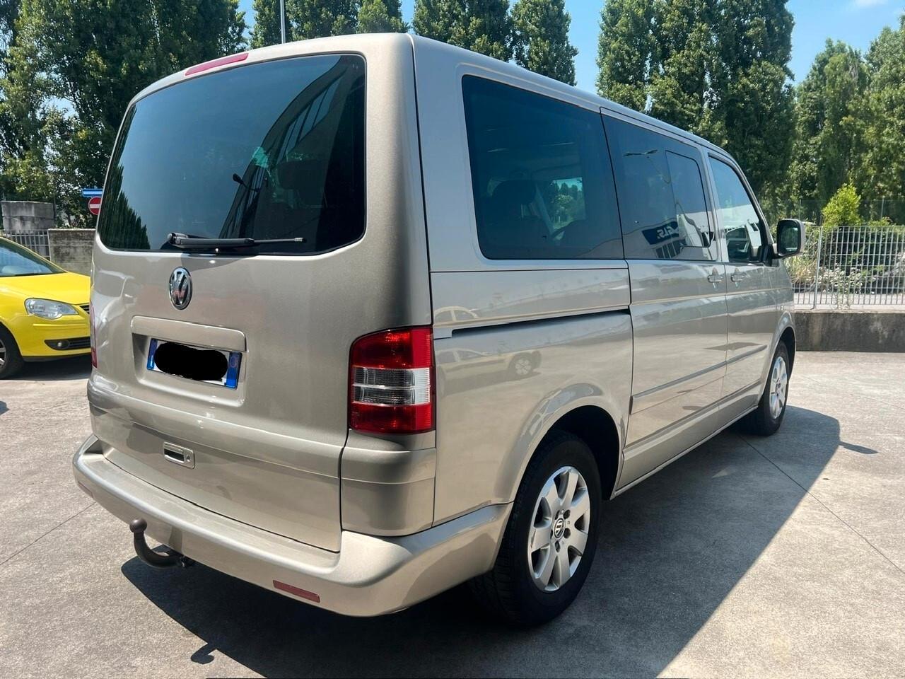 Volkswagen T5 MULTIVAN T5 CARROZZERIA NUOVA E MOTORE