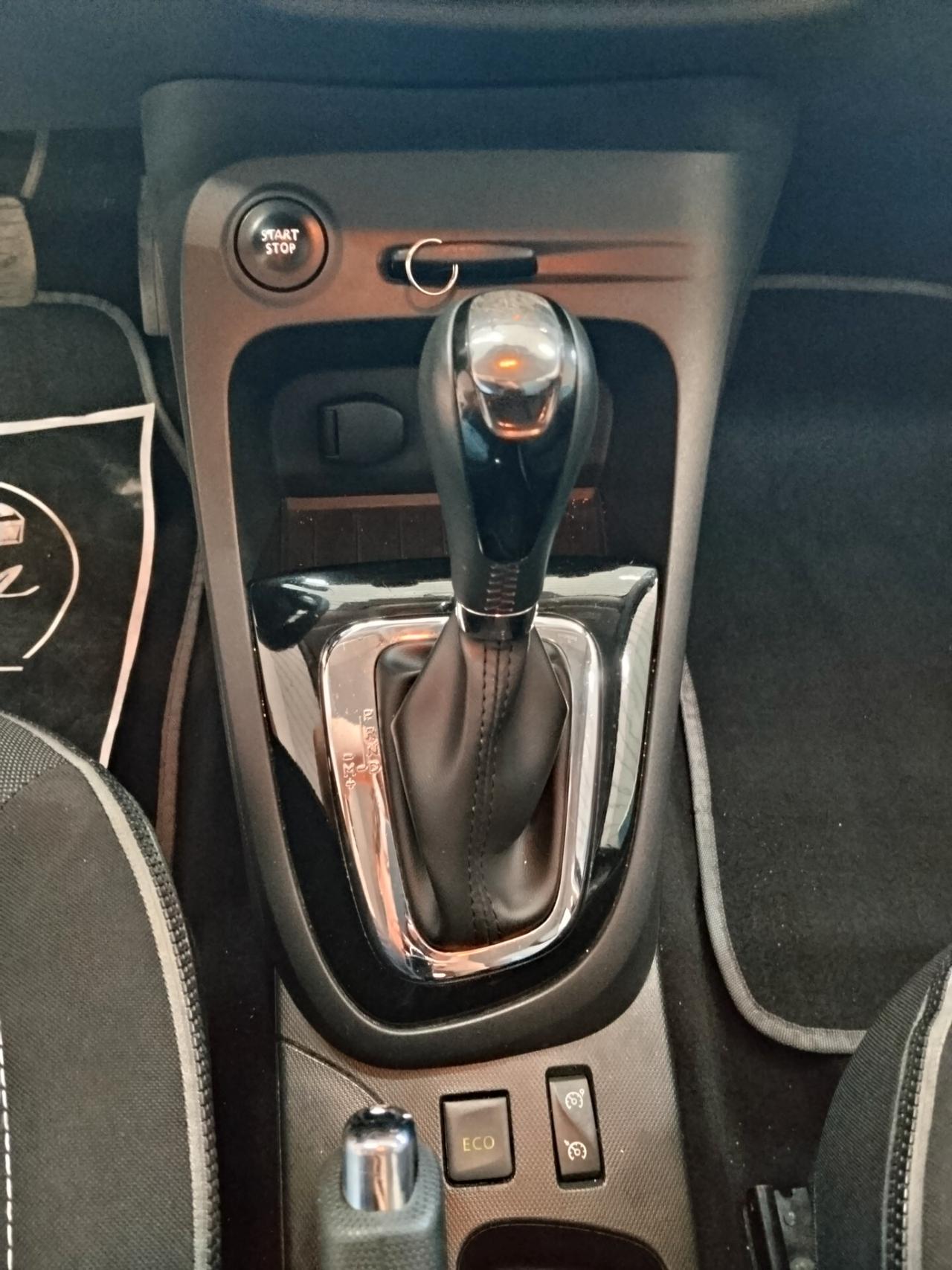 Renault Captur 1.5 diesel AUTOMATICA 2017 CON GARANZIA