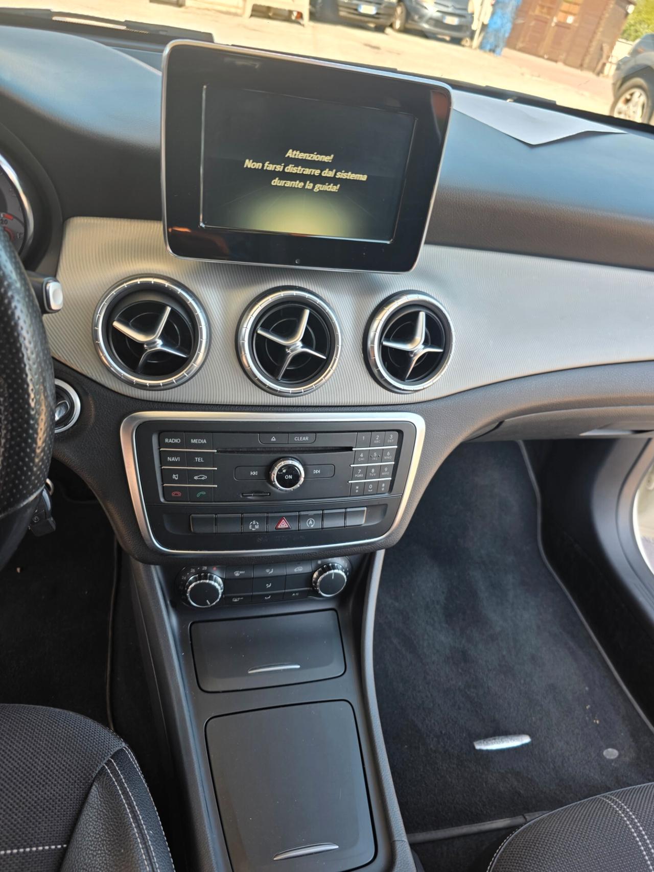 Mercedes-benz CLA 180 CLA 220 CDI Automatic Sport