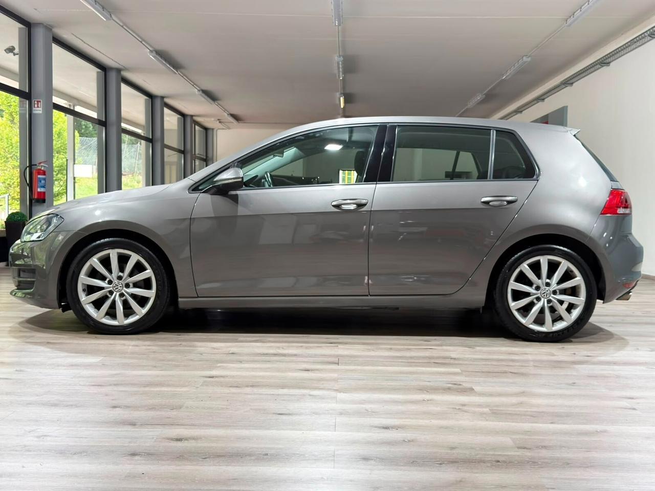 VOLKSWAGEN GOLF 1.6 TDI 105cv 4MOTION HIGHLINE