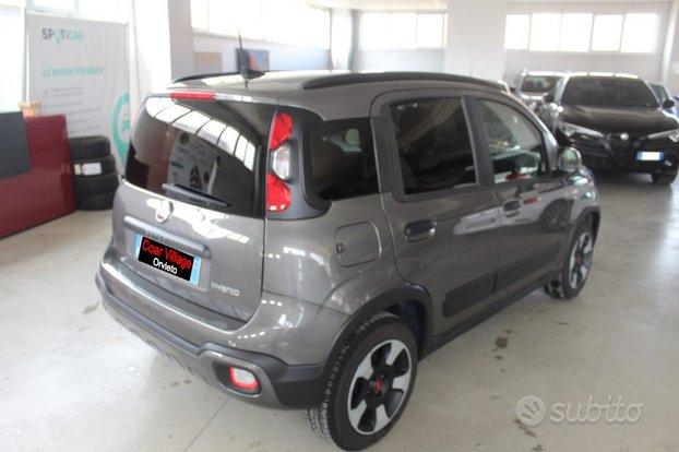 FIAT Panda 1.0 FireFly S&S Hybrid Cross