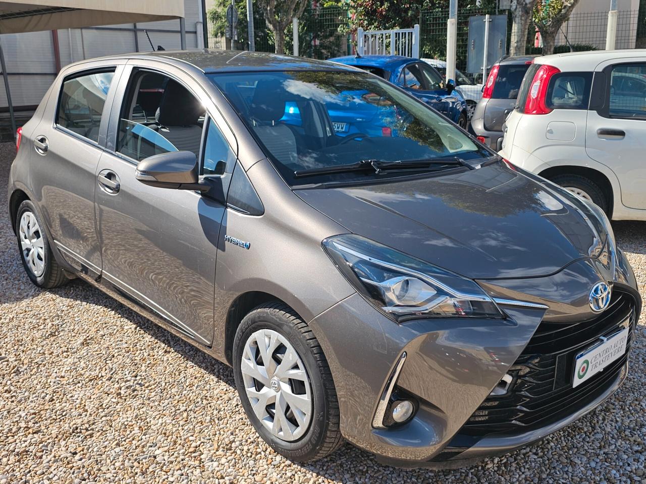 Toyota Yaris 1.5 Hybrid 5 porte Active