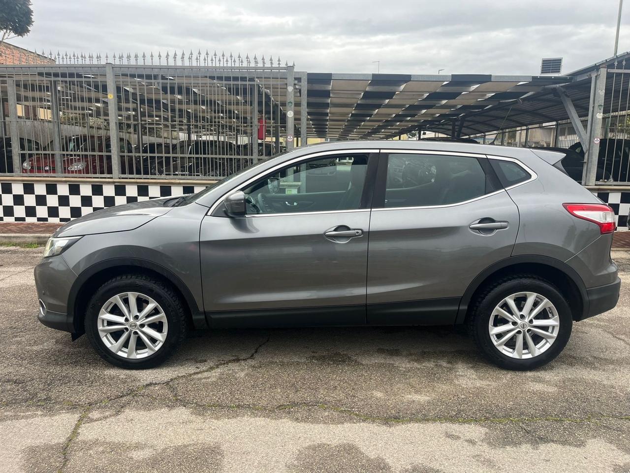 Nissan Qashqai 1.6 dCi Tekna Unipro 2015