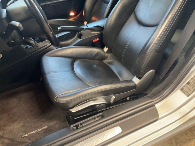 PORSCHE 911 Carrera Coupé