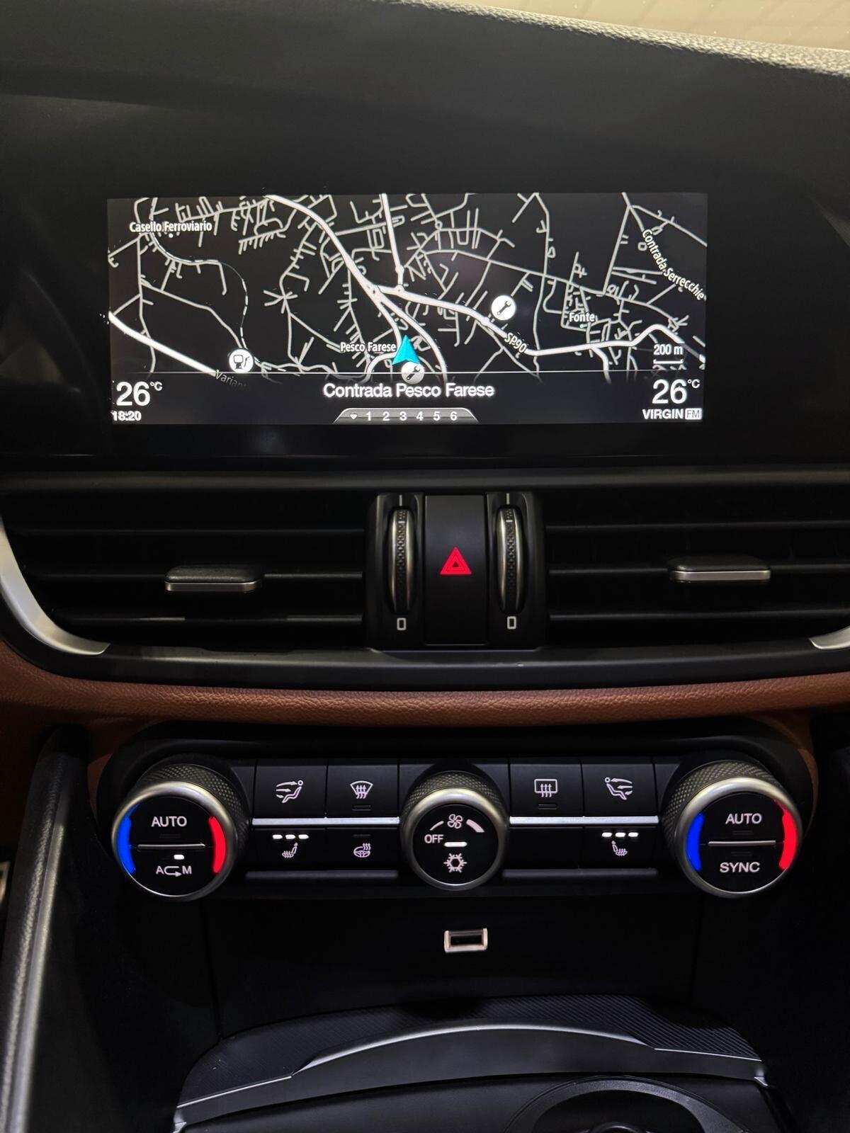 Alfa Romeo Giulia 2.2 Turbodiesel 210 CV AT8 AWD Q4 Veloce