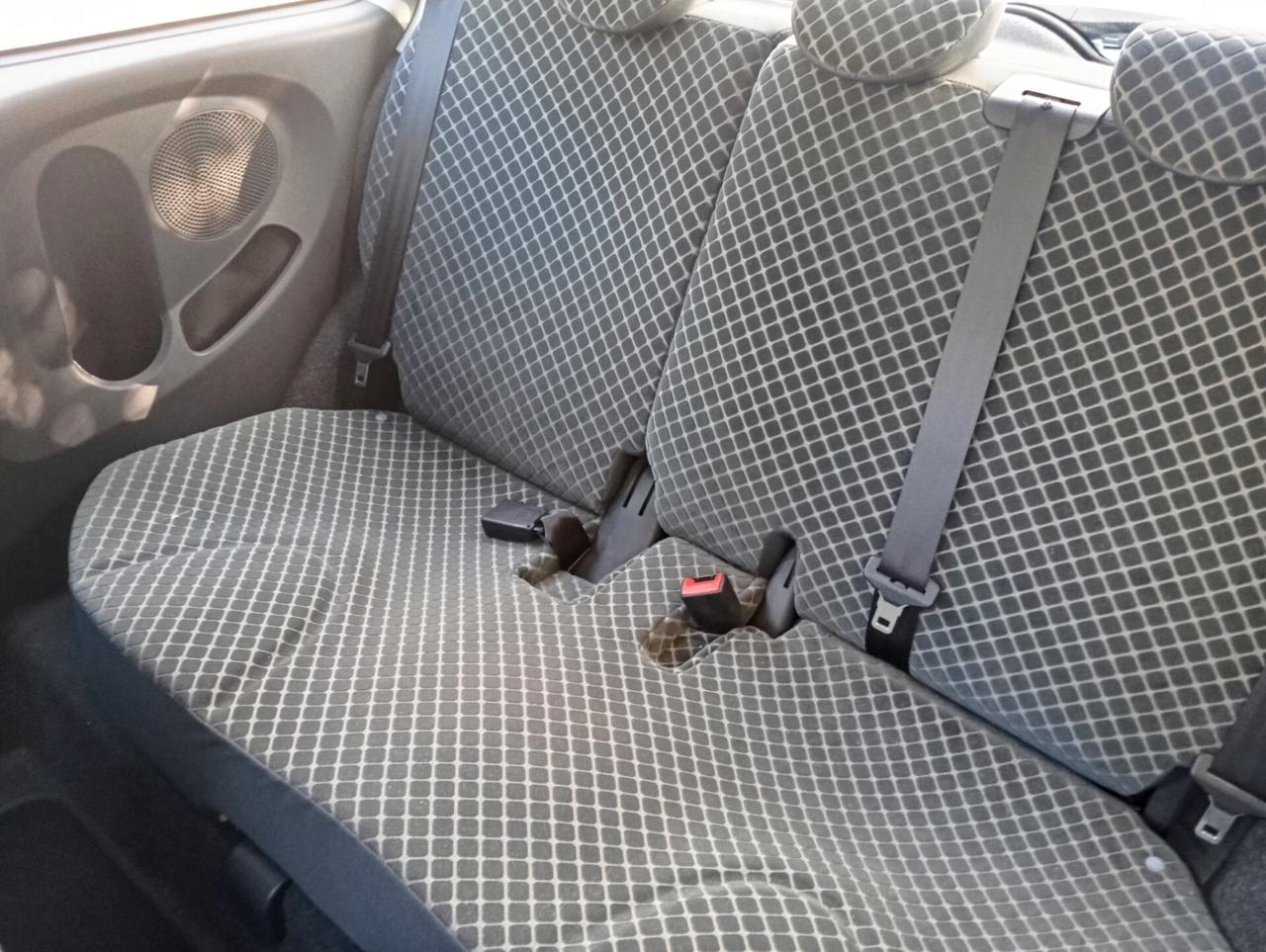 Nissan Micra 1.2 16V 3 porte neopatentati permute