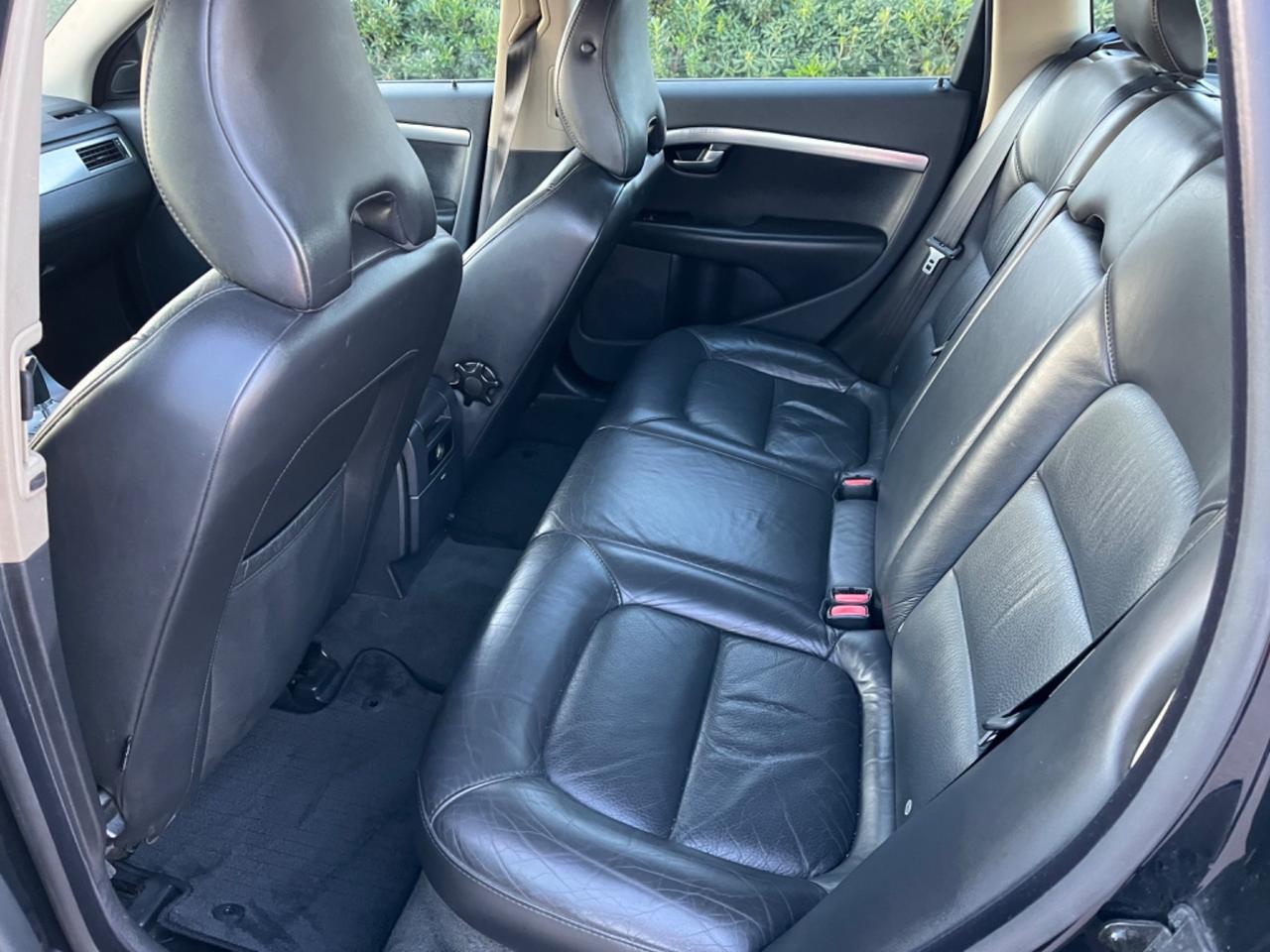 Volvo V70 2.4 D Momentum