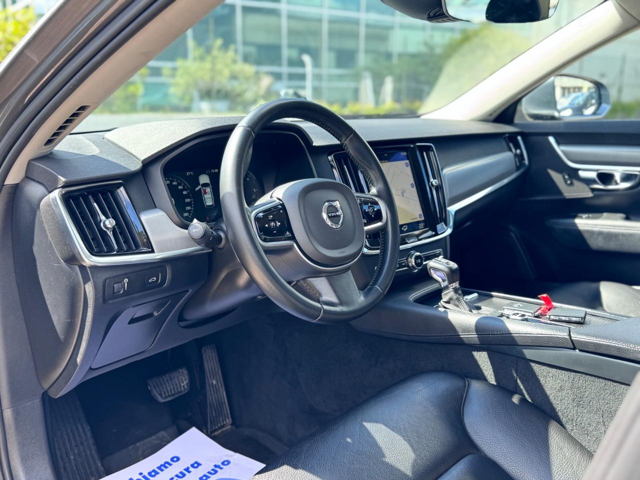 Volvo V90 D4 Automatica Momentum 2.0 Diesel 190cv