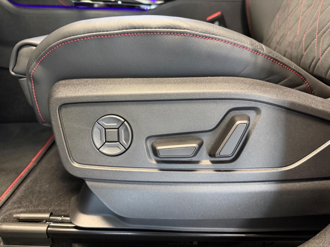 Audi Q5 SQ5 TFSI mHEV+ quattro Launch edition