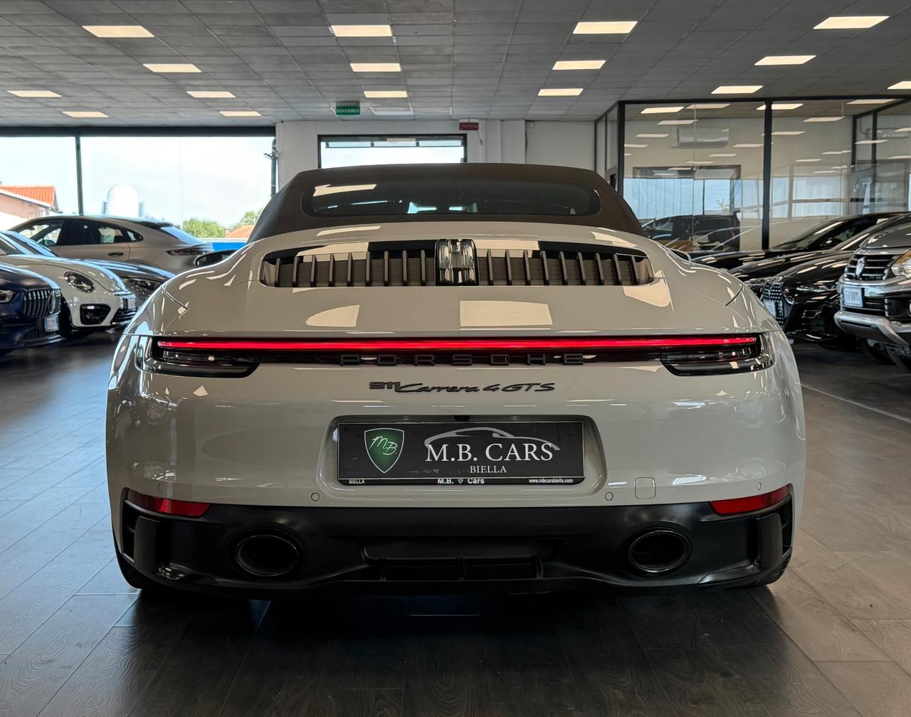 Porsche 911 Carrera 4 GTS Cabriolet
