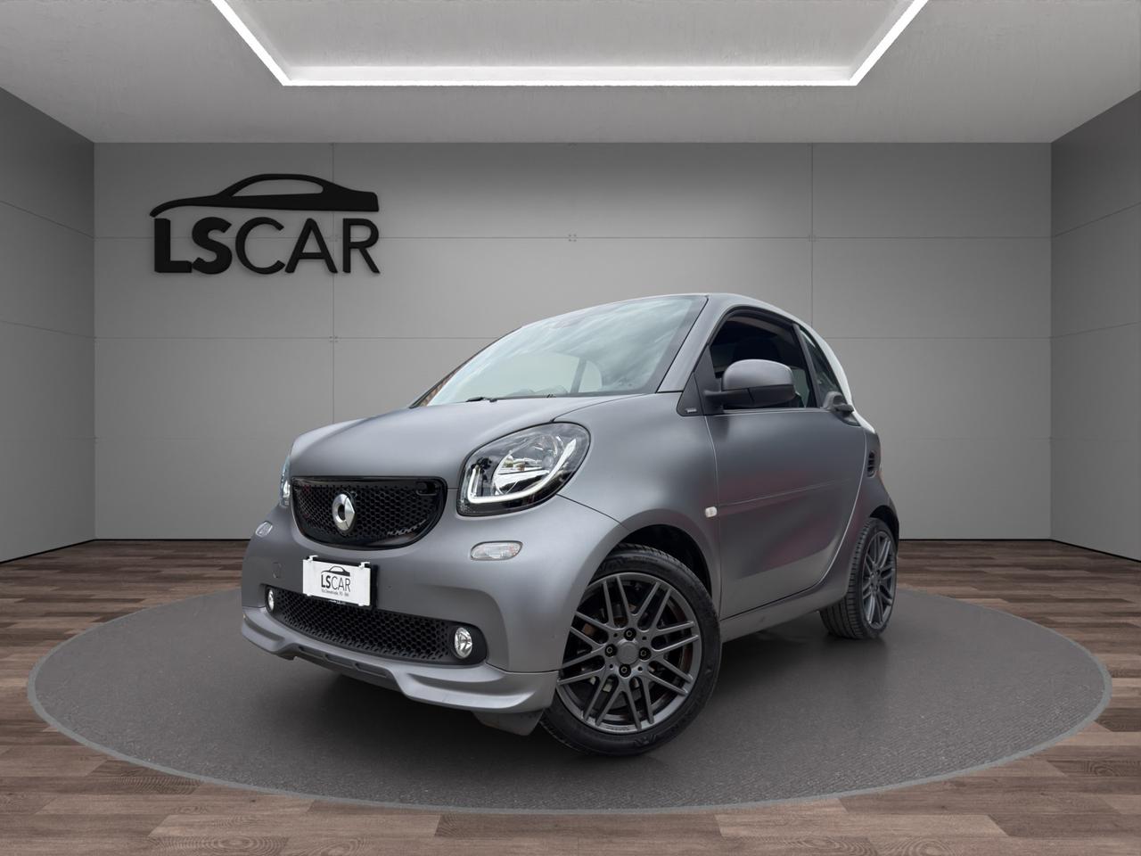 smart forTwo Allestimento BRABUS - Unipro - Promo Finanziamento - Tetto panoramico - LED