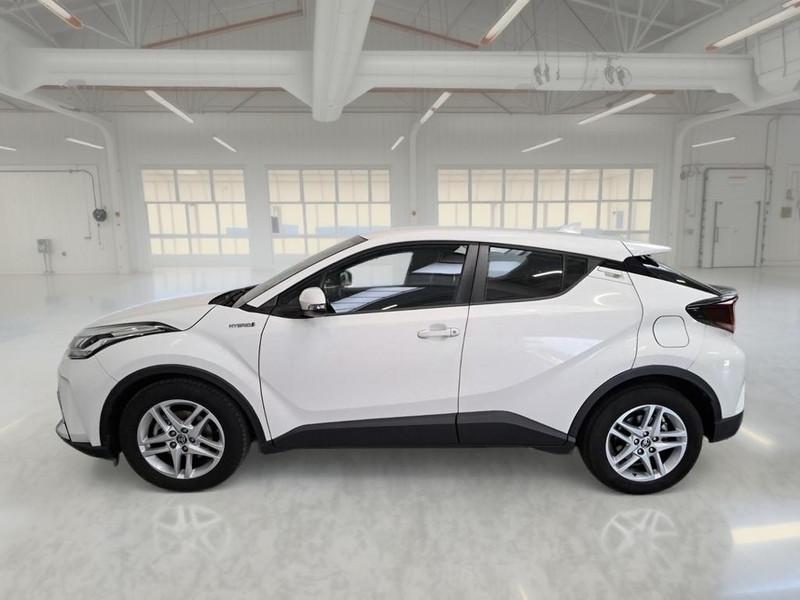TOYOTA C-HR 1.8H 98CV E-CVT Business
