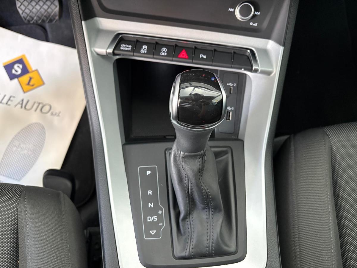 AUDI Q3 Sportback 35 TDI S tronic Business UNICO PROP/ MATRIX