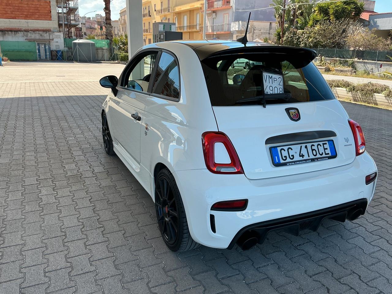 Abarth 595 1.4 Turbo T-Jet 180 CV Esseesse