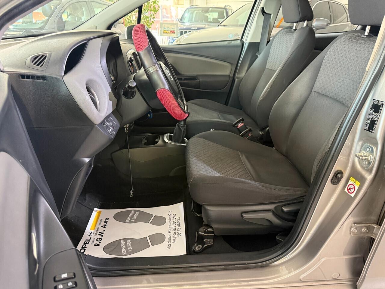 Toyota Yaris 1.0 5 porte Lounge