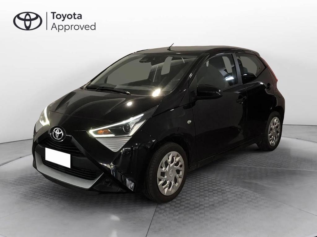 Toyota Aygo 5 Porte 1.0 VVT-i x-play