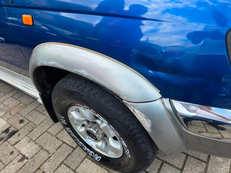 NISSAN Pick-up (2ª s.) Pick-up 2.5 TD 4 porte ...