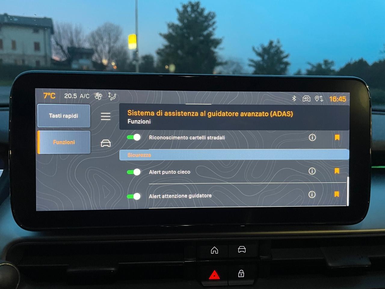 Jeep Avenger 1.2 Turbo 100 CV Summit PROMO