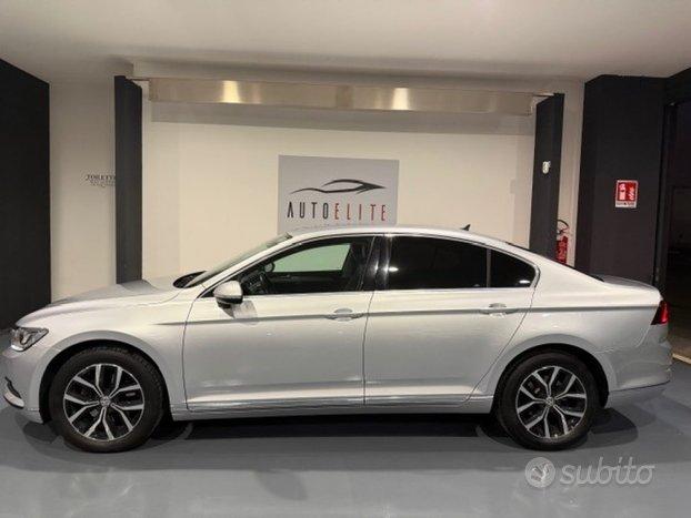VOLKSWAGEN Passat 2.0 TDI 150CV HIGHLINE BERLINA