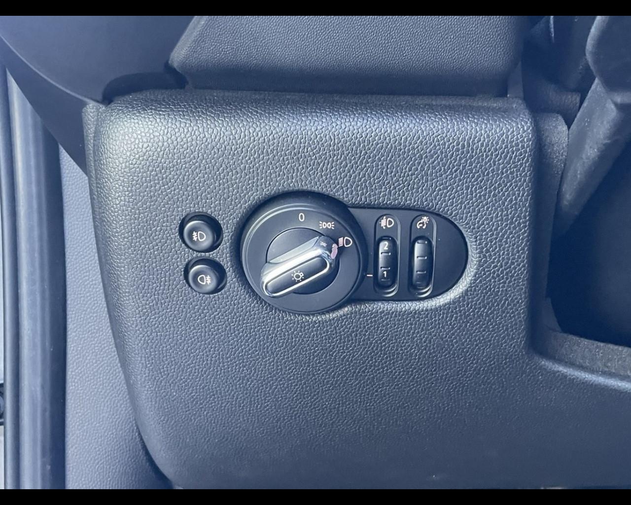 MINI Mini 5 porte (F55) - Mini 1.5 One D Hype 5 porte