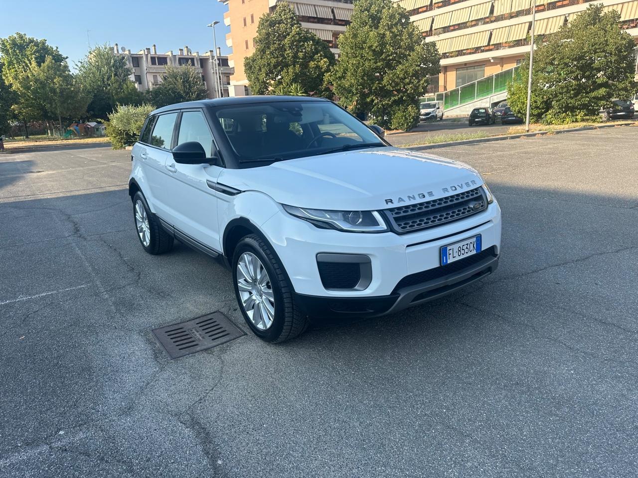Land Rover Range Evoque 2.0 TD4 150 CV 5p. Pure