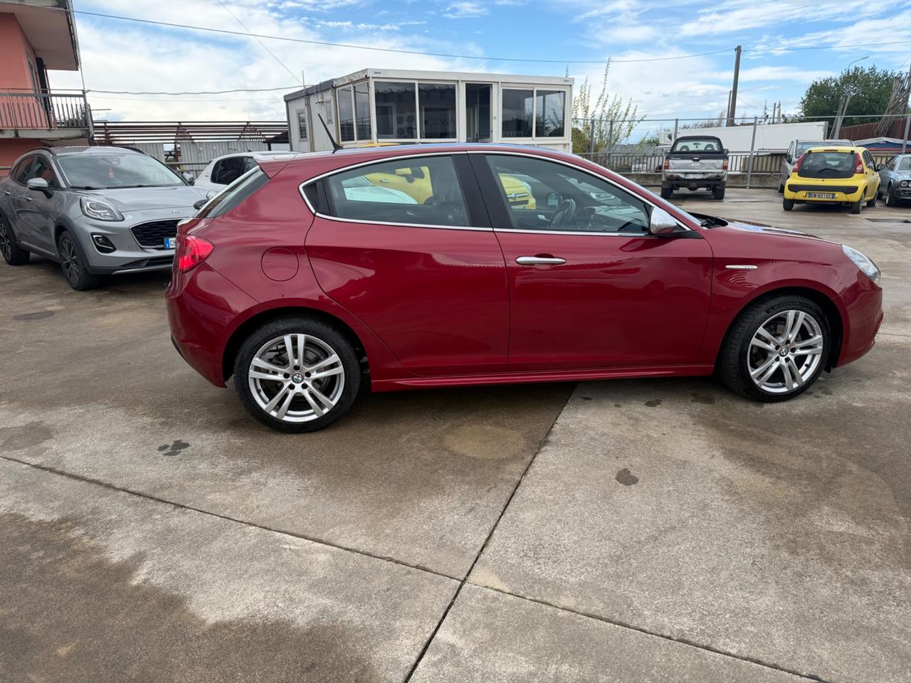 Alfa Romeo Giulietta 1.6 JTDm-2 105 CV Distinctive