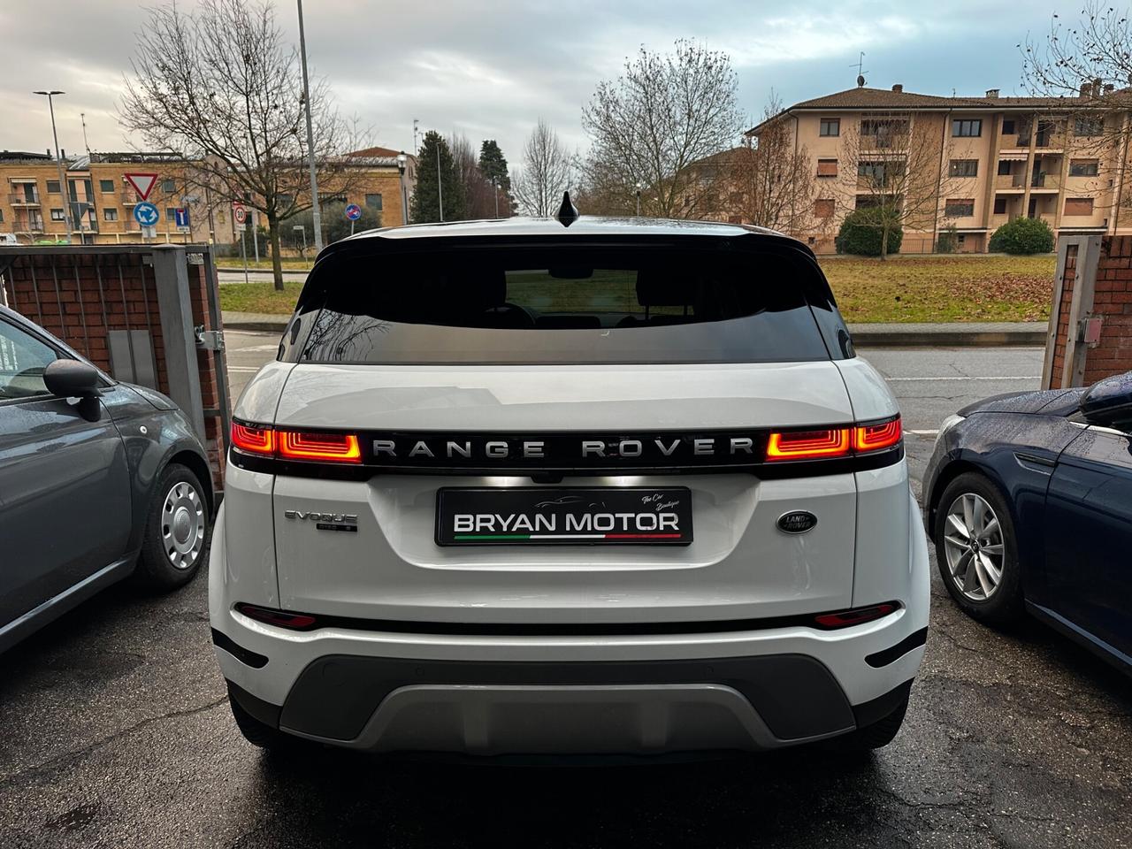 Land Rover Range Rover Evoque Range Rover Evoque 2.0D I4 150CV AWD Business Edit. Premium