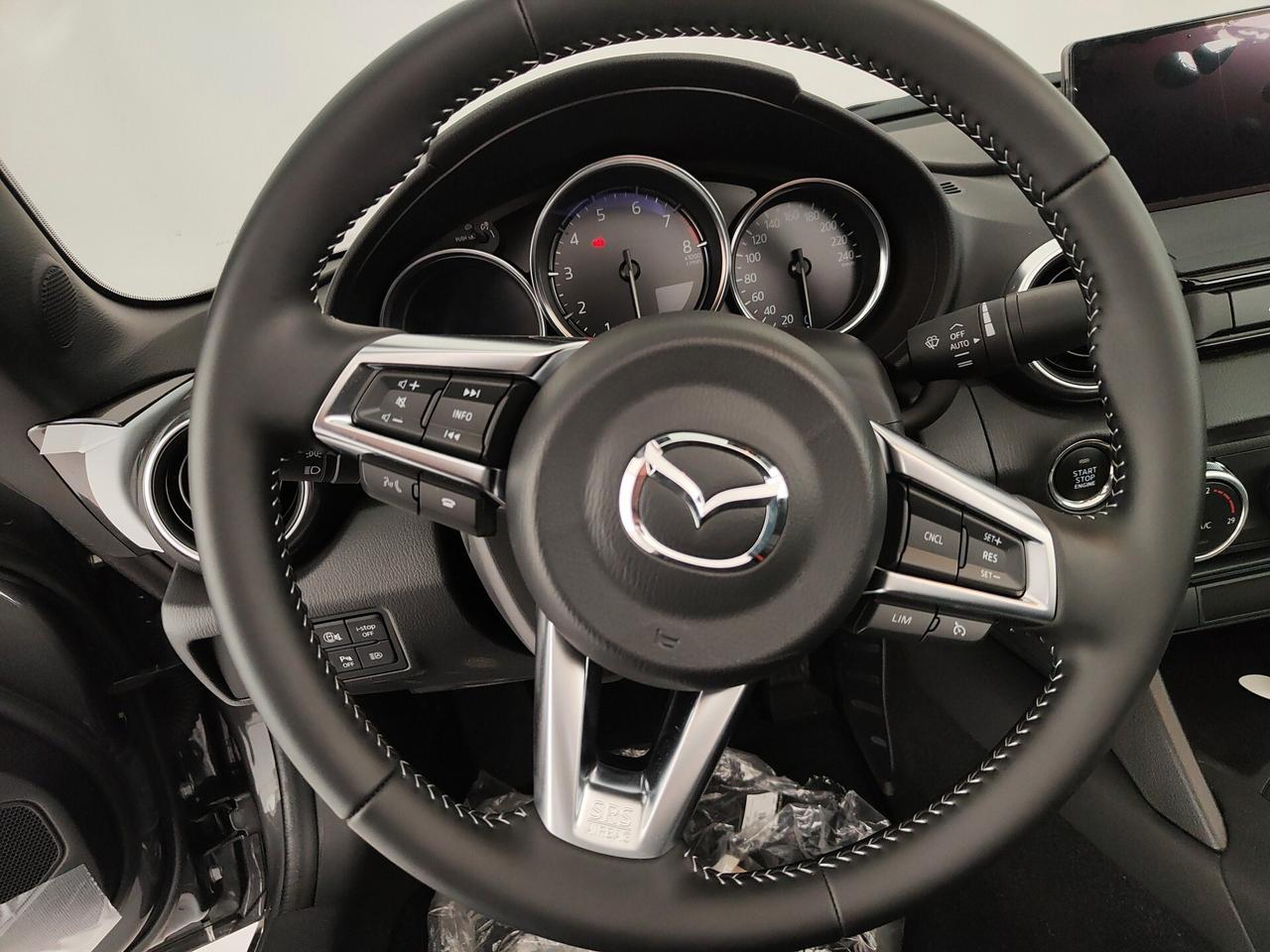 Mazda MX-5 1.5L Skyactiv-G Homura