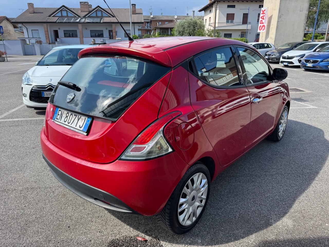 Lancia Ypsilon 1.2 69 CV 5 porte S&S Silver
