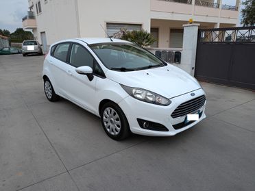 FORD FIESTA 1.400 BENZINA GPL