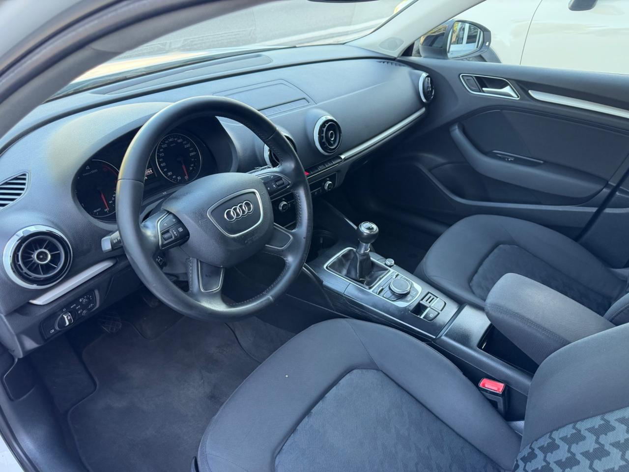 Audi A3 SPB 1.6 TDI Business