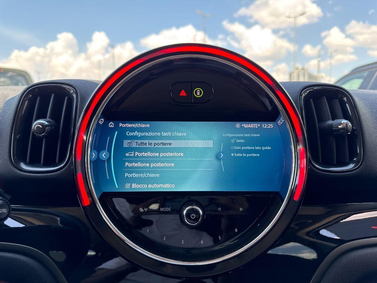 MINI - Countryman Mini 2.0 Cooper D auto#FARI FULL LED!