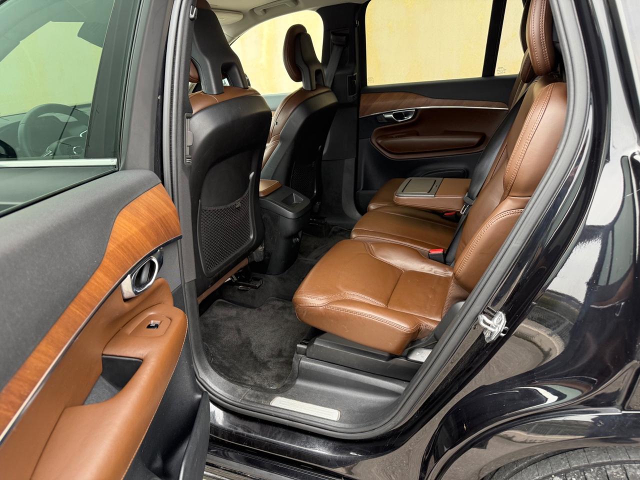 Volvo XC90 D5 AWD Geartronic Inscription 7 posti