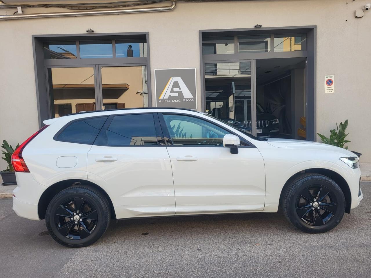 Volvo XC60 B4 HYBRID/Diesel Awd Geartronic Momentum....