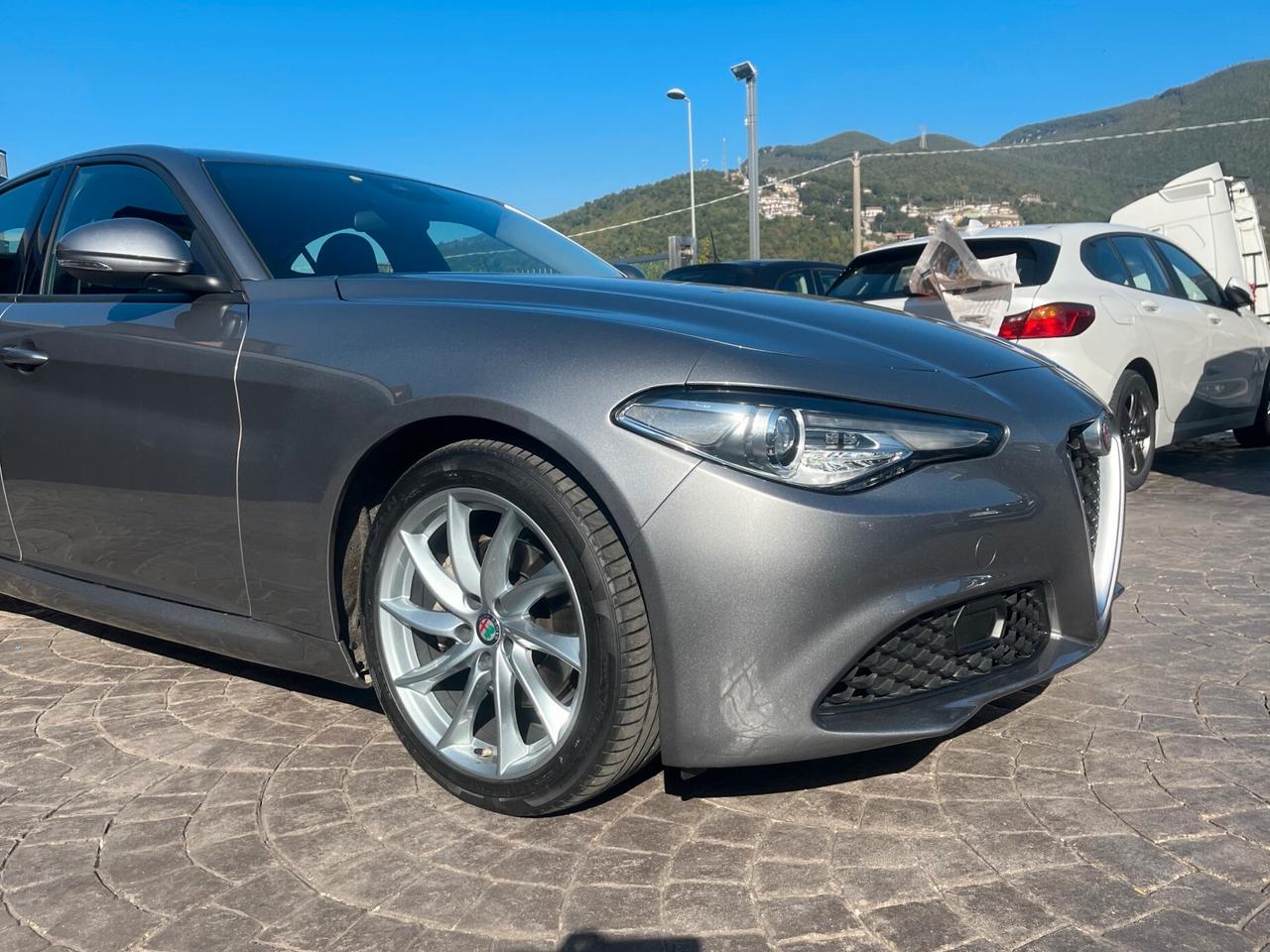 Alfa Romeo Giulia 2.2 Turbodiesel 160 CV AT8 Super