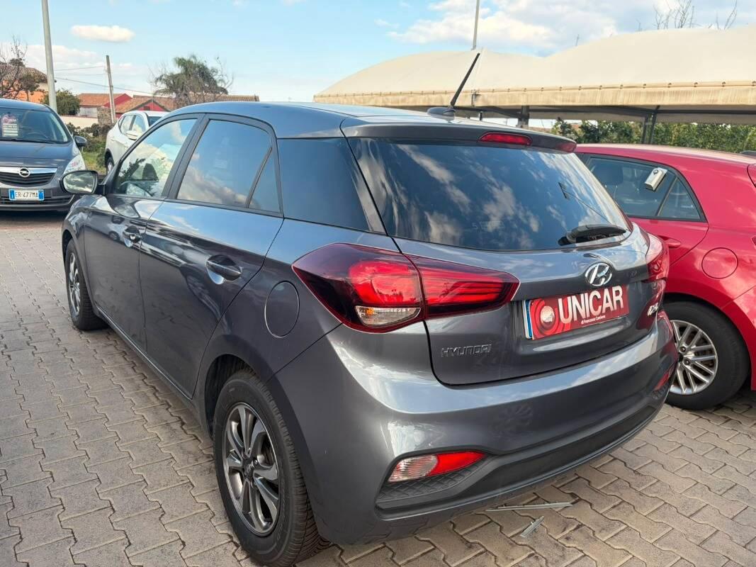 Hyundai i20 5 Porte 1.2 mpi Connectline 75cv 5p
