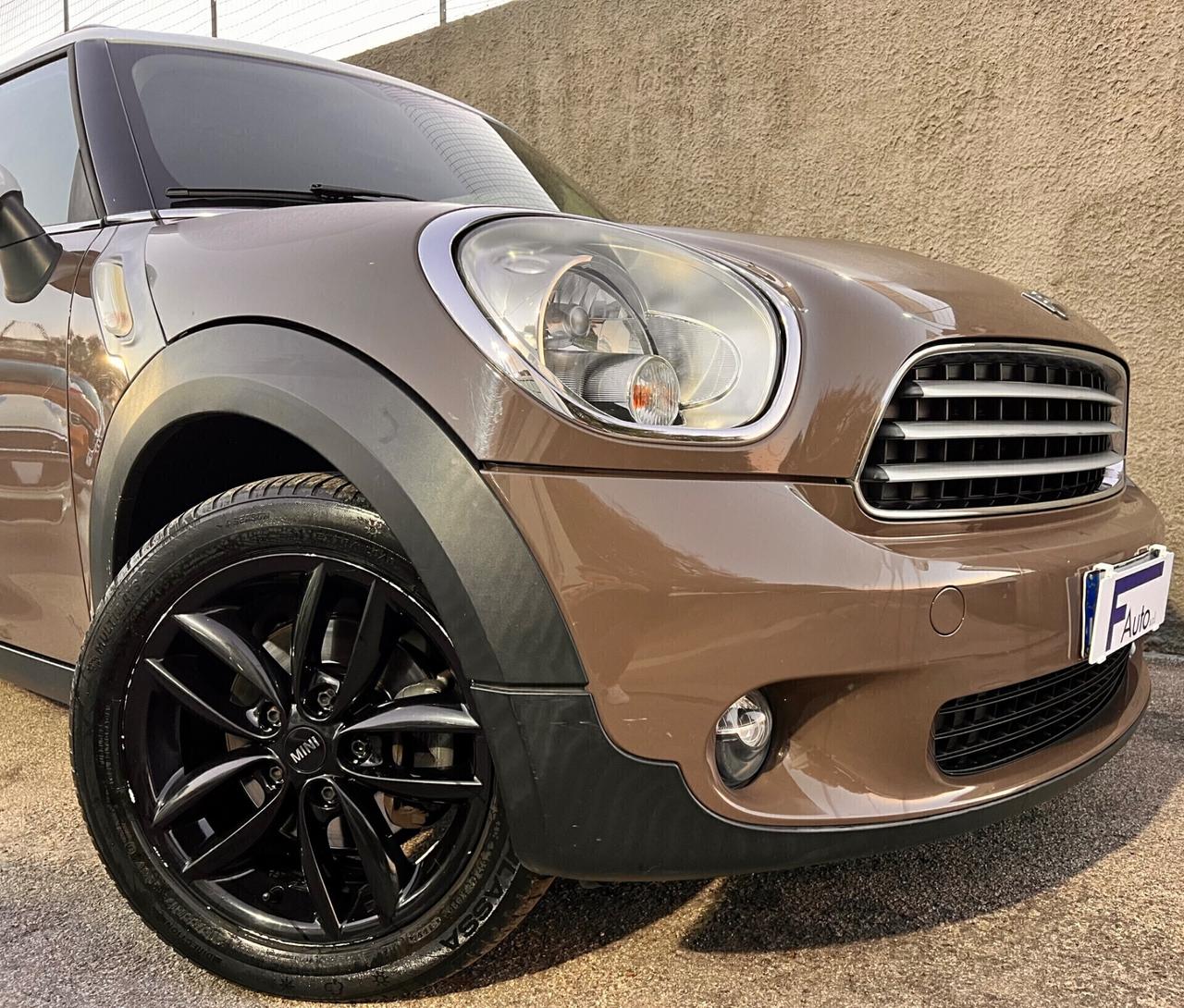 Mini Cooper D Countryman 1.6 ,cerchi nero lucido ,bicolore,ecc.