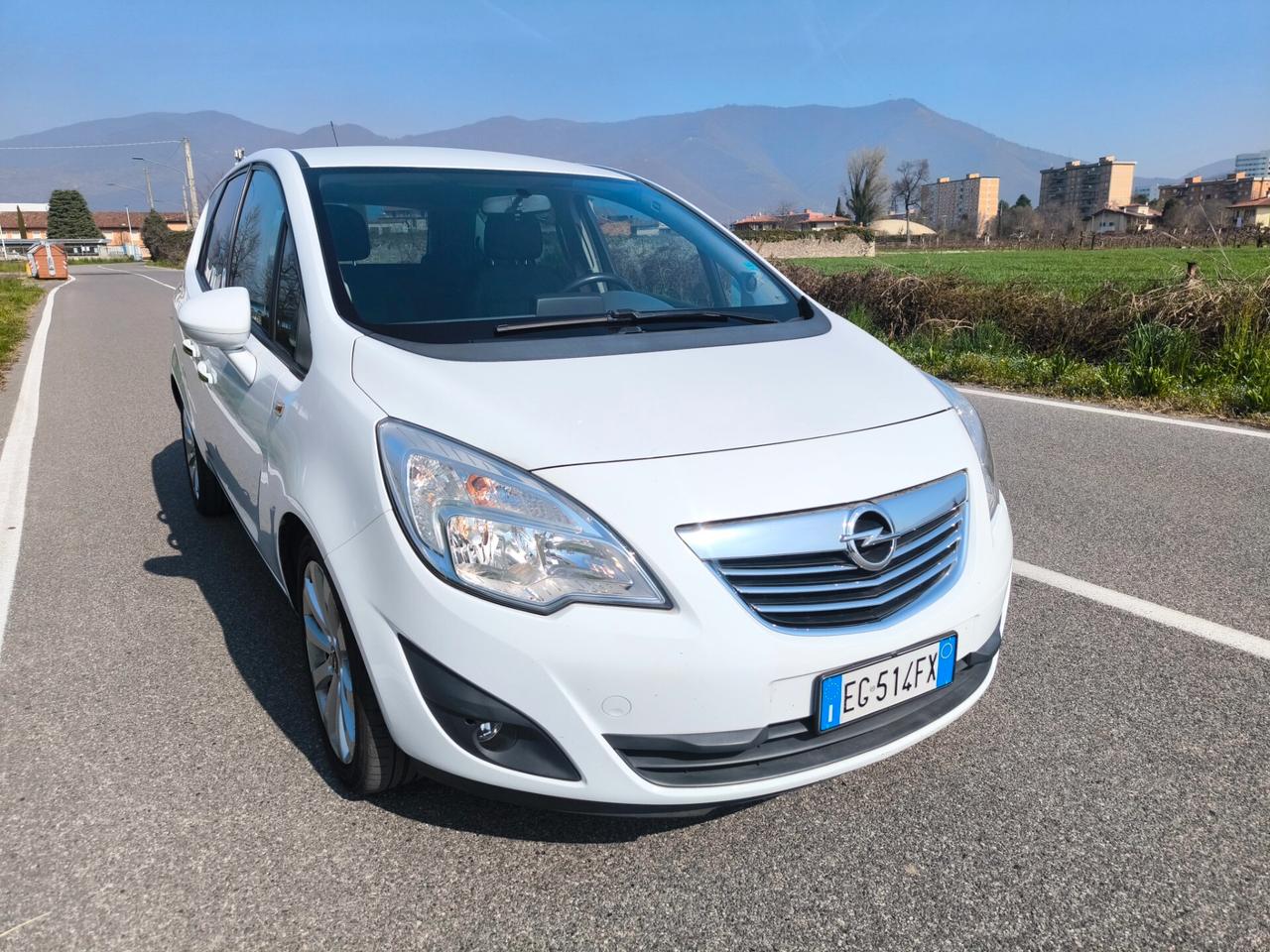 OPEL MERIVA 1,6 CDTI- CAMBIO AUTOMATICO- KM120000