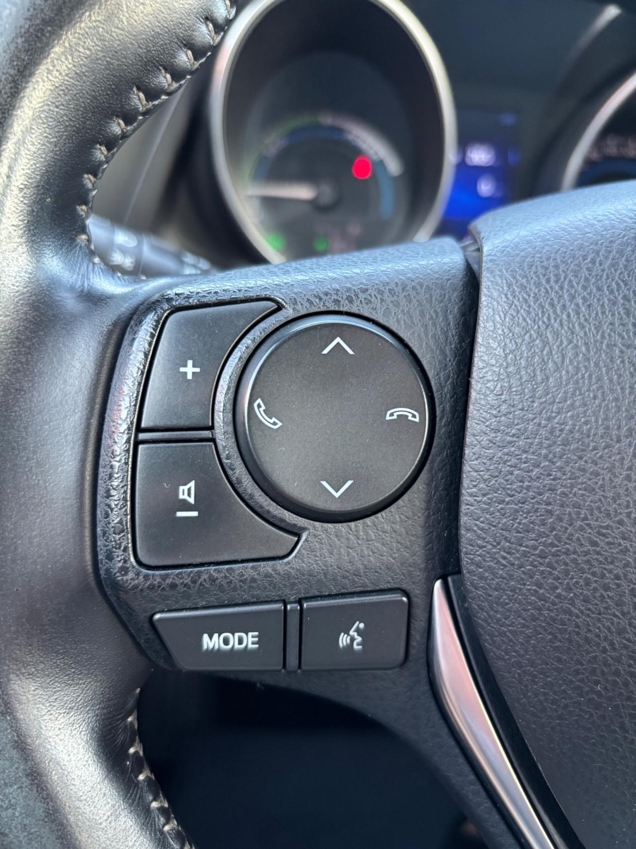 Toyota Auris Touring Sports 1.8 Hybrid Active