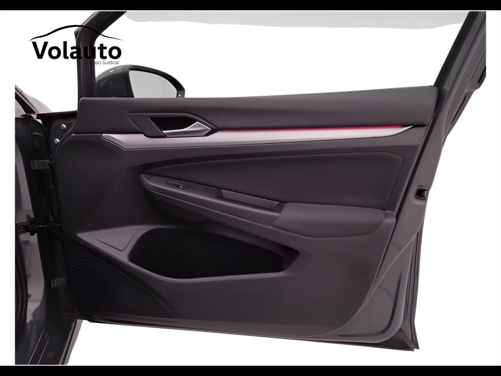 VOLKSWAGEN Golf VIII 2020 - Golf 1.0 etsi evo Life 110cv dsg