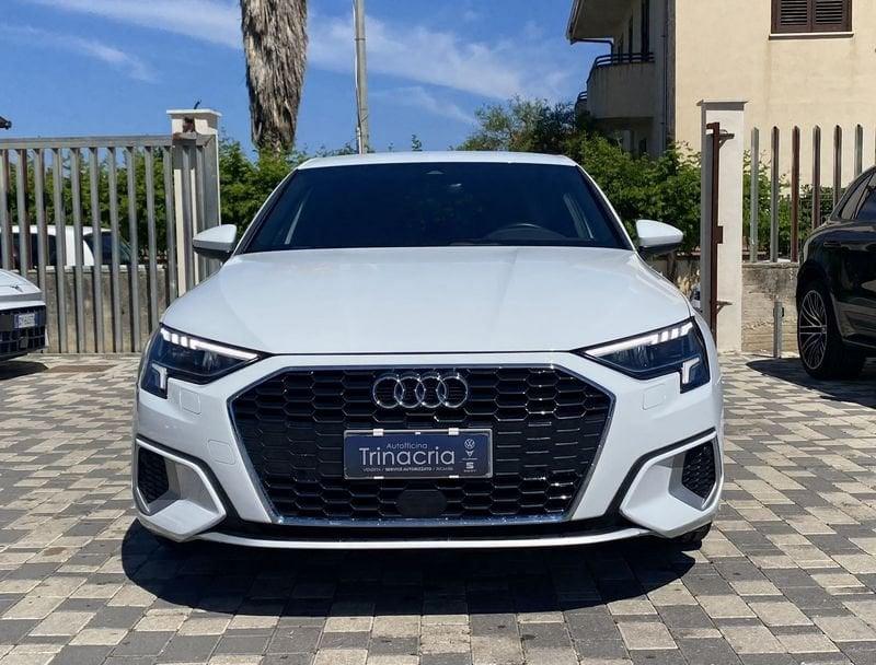 Audi A3 SPB S Line interno ed esterno 2.0 TDI 150CV 35