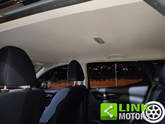 NISSAN Qashqai 1.5 dCi N-Connecta